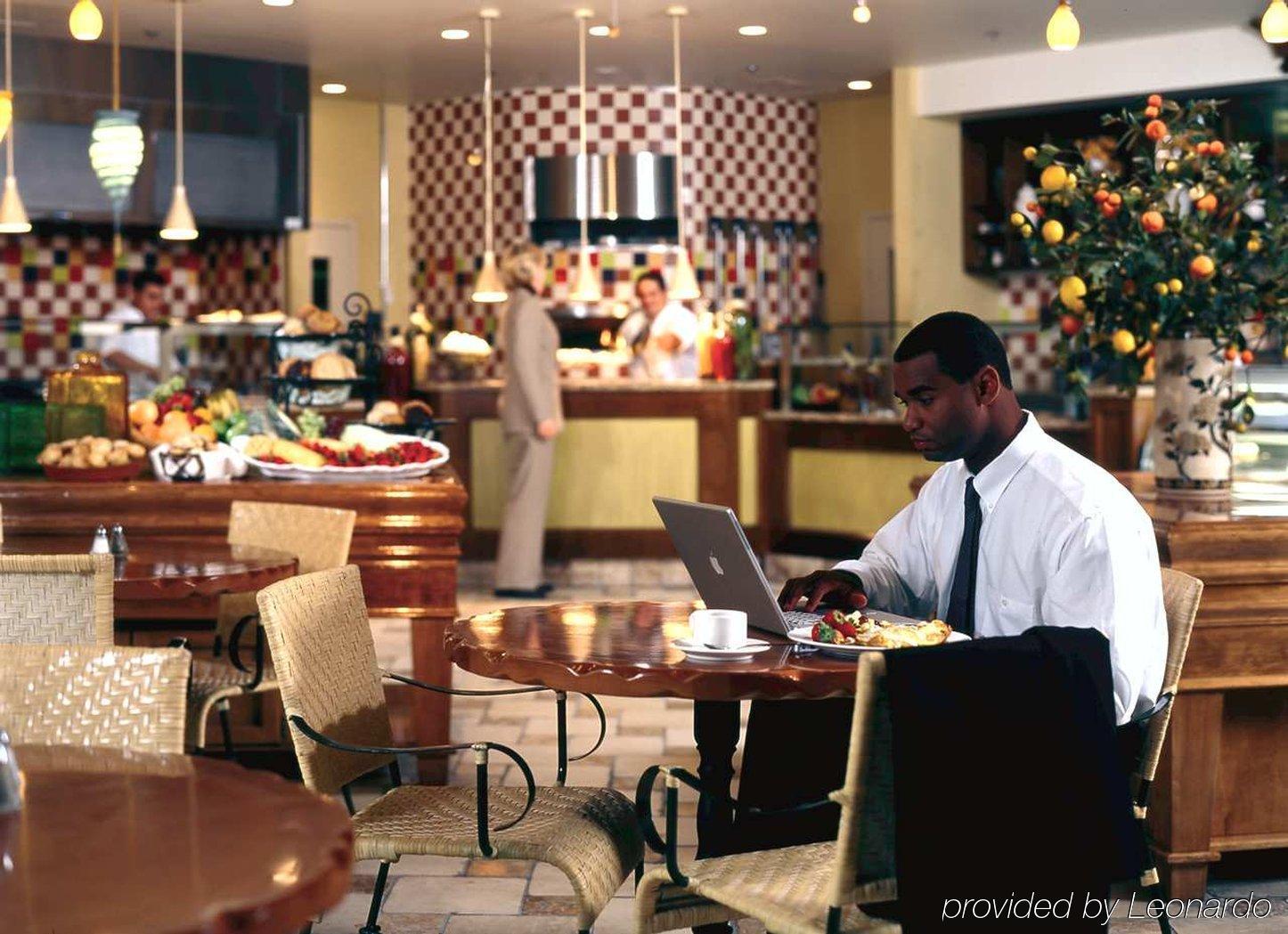 Embassy Suites Philadelphia - Center City Restaurant bilde